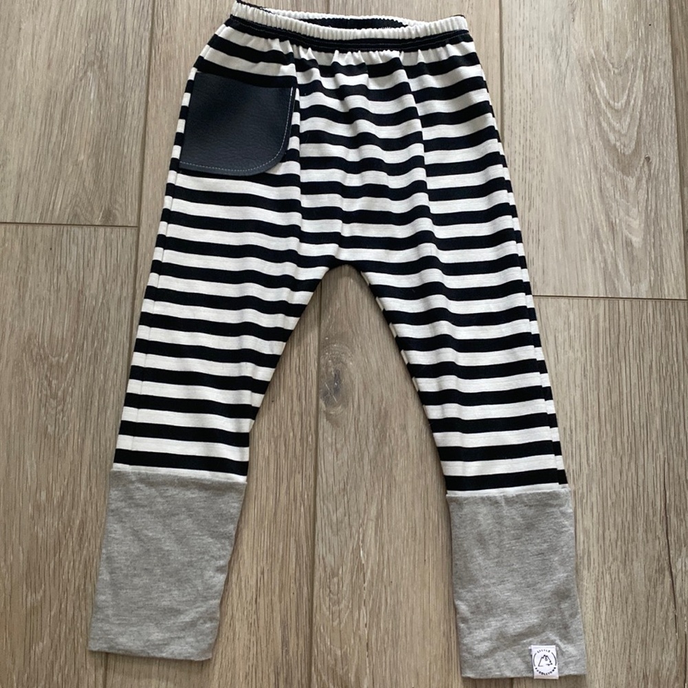 Little Puddletown Boys /Girls leggings pants 2t NWOT